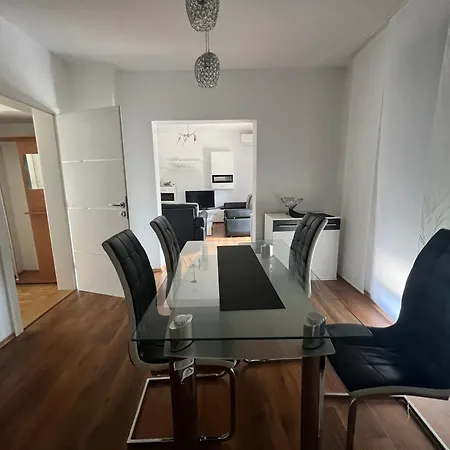 Apartment Besirevic *